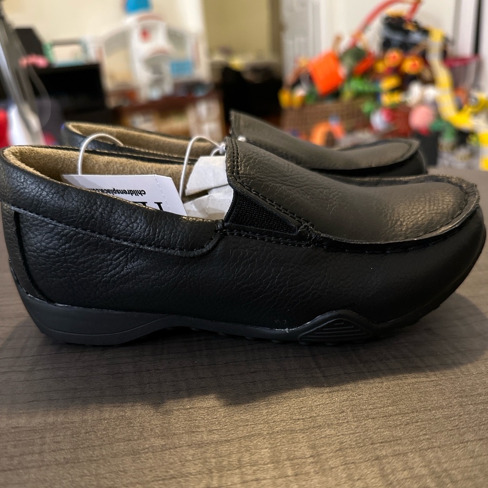 The Children’s Place Black Leather Toddler Loafers Size 11